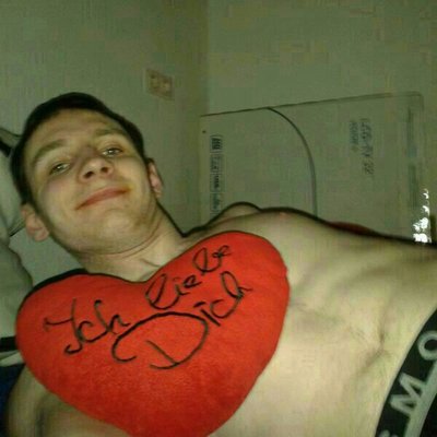 Profile Picture of Rainer (@did_u_see_kyle) on Twitter