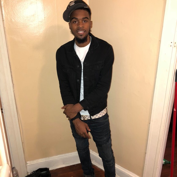 Profile Picture of Joshua Redmond (@wb_mookie20) on Poshmark