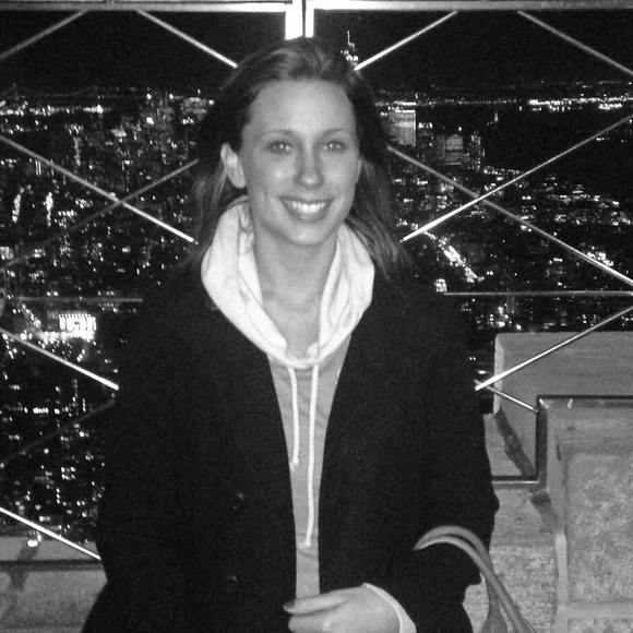 Profile Picture of Jessica Guthoff (@jessg96) on Poshmark