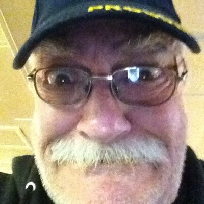 Profile Picture of Robert Emmett Weir (@emmett1244) on Twitter