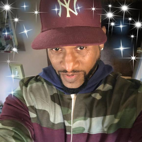 Profile Picture of Kenneth Kendrick (@kennethkendrik) on Poshmark