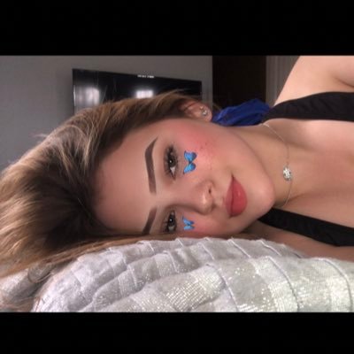 Profile Picture of Savannah Hurst (@savanna63806500) on Twitter
