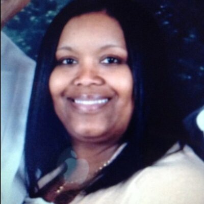 Profile Picture of LaDonna Hunt (@ez2cruisewith) on Twitter