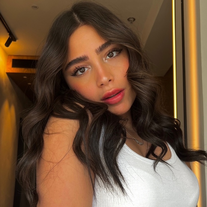Profile Picture of   מה השם של המורה שלכם... (@liron.amarr) on Tiktok