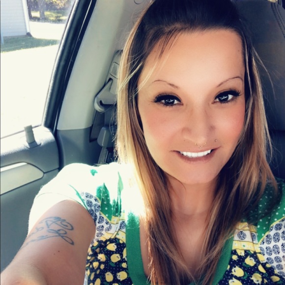 Profile Picture of Trisha Kennedy (@trishakennedy) on Poshmark