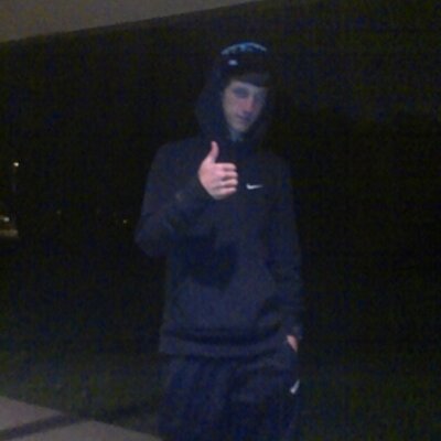 Profile Picture of Dee Roll (@DeeSmokeKush) on Twitter