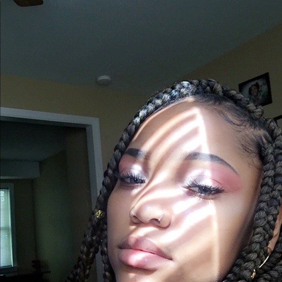 Profile Picture of Bianca Davis (@biancadavis794) on Poshmark