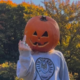 Profile Picture of emma (@em.lovelace) on Instagram
