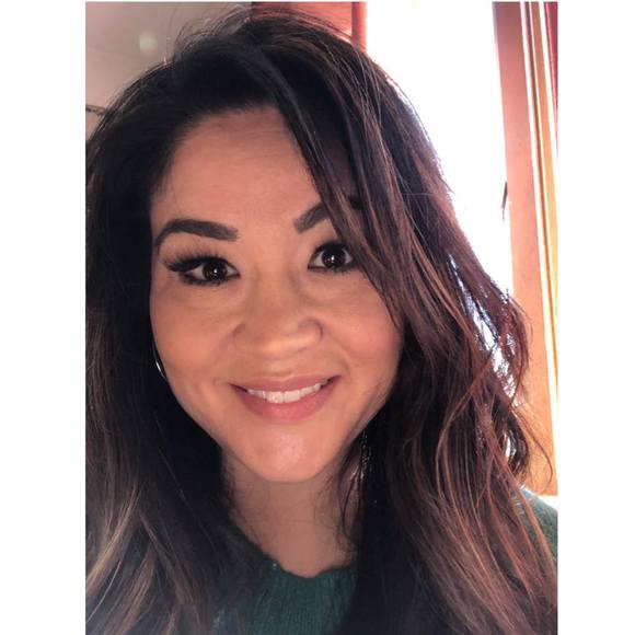 Profile Picture of Marcie Hoppe (@marciecda) on Poshmark