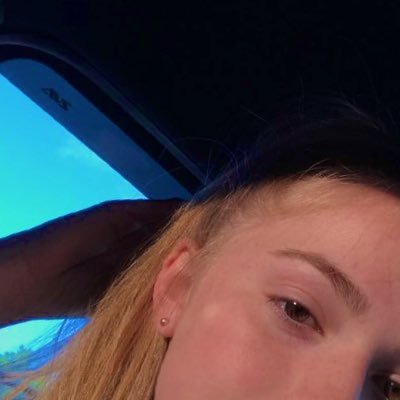 Profile Picture of  🧚🏼‍♀️ (@hannamanning579) on Twitter