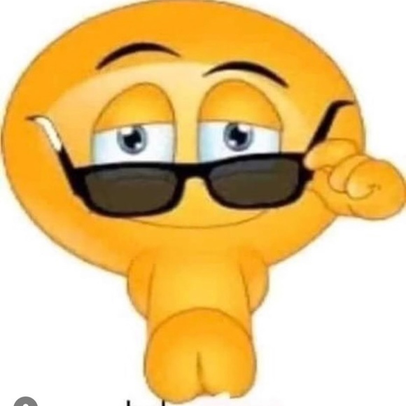 Profile Picture of Michael Diaz (@weenielover67) on Poshmark