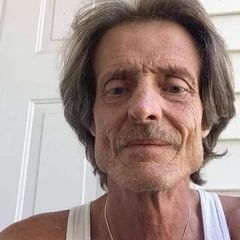 Profile Picture of Stephen Hollingsworth (@stephenhollingswo5) on Tiktok