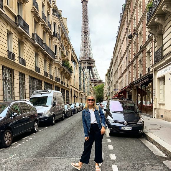 Profile Picture of Taylor Cromwell (@tdcromwell17) on Poshmark