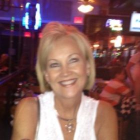 Profile Picture of Lisa Hendrickson (@lisahendrick) on Pinterest