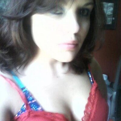 Profile Picture of Bobbie Stone (@BerryLindsey680) on Twitter