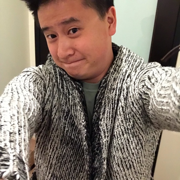 Profile Picture of Brian Chen (@shockdrop15) on Poshmark