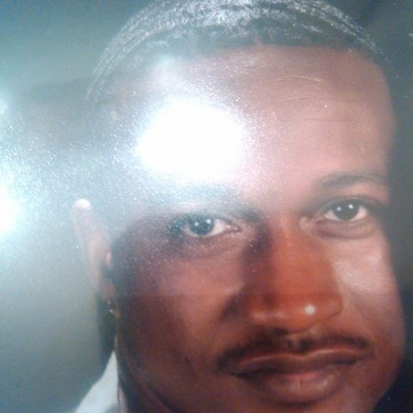 Profile Picture of Marsaille Powell (@sirsaille) on Poshmark