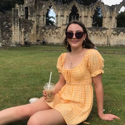 Profile Picture of Lucy (@_lucycox) on Twitter