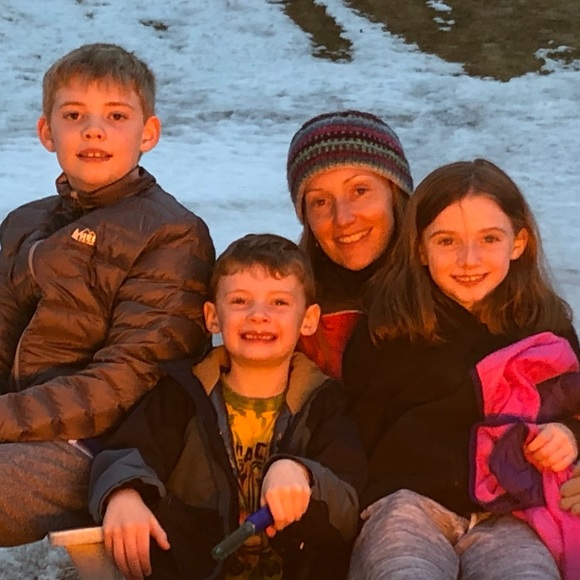 Profile Picture of Kathleen Toomey (@paigetoomey) on Poshmark