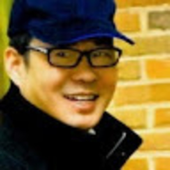 Profile Picture of Wei Ray (@raywei) on Poshmark