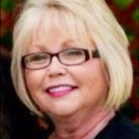 Profile Picture of Sheree Scott (@sheree2) on Poshmark