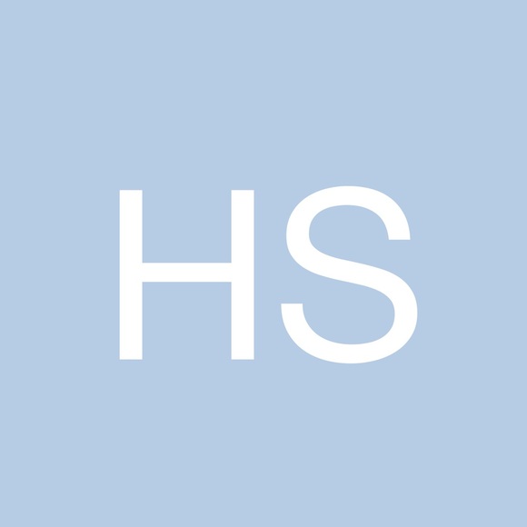 Profile Picture of Haley Scarnato (@haleysings) on Poshmark