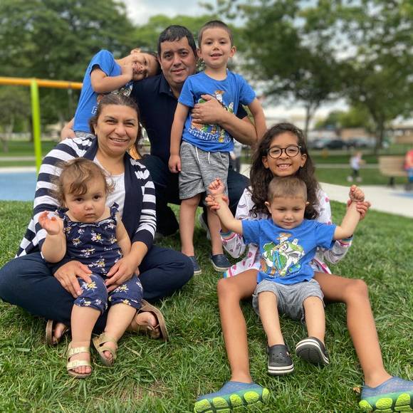 Profile Picture of Nora Gonzalez (@noragonzalez535) on Poshmark