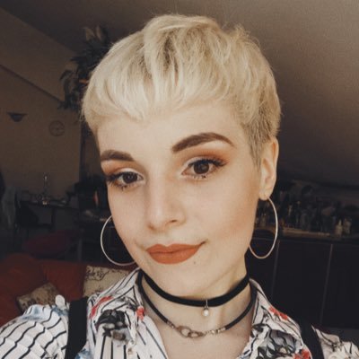 Profile Picture of 🌺 Marty 🍃 (@CamiloBelli) on Twitter