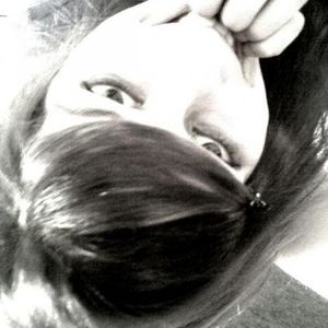 Profile Picture of Jeanine Terra (@193549370) on Myspace