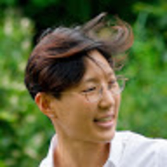 Profile Picture of Bomin Kim (@bkim09) on Poshmark