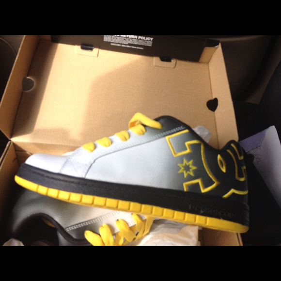 Danette Younkin - Poshmark Profile Picture of Danette Younkin (@m_younkin) on Poshmark