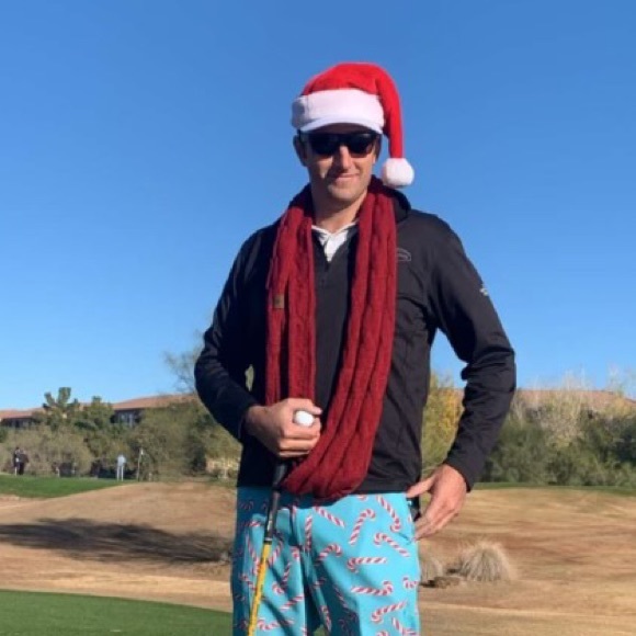 Profile Picture of Michael Baer (@michaelbaer371) on Poshmark