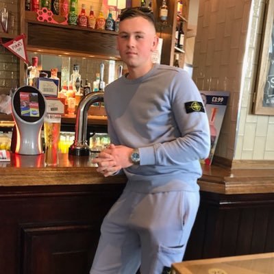 Profile Picture of HB (@HarryBailey998) on Twitter