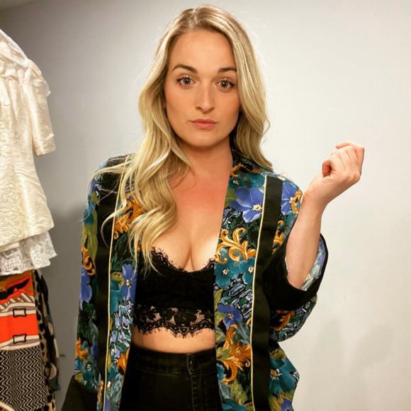 Profile Picture of April Parslow (@blonde_brit) on Poshmark