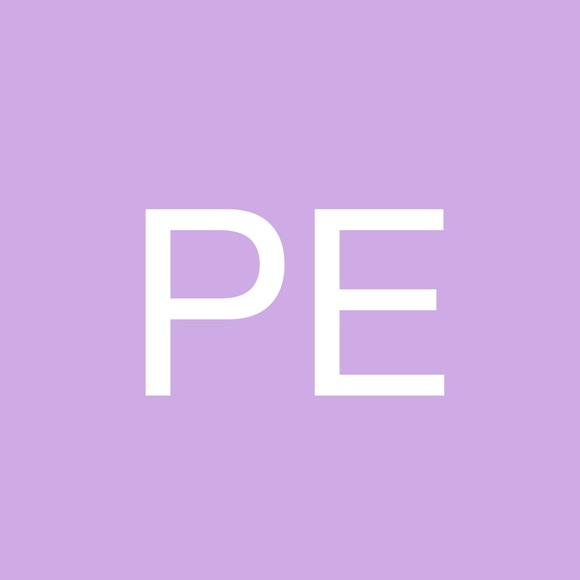 Profile Picture of Pamela Enriquez (@pamelaenriqu655) on Poshmark