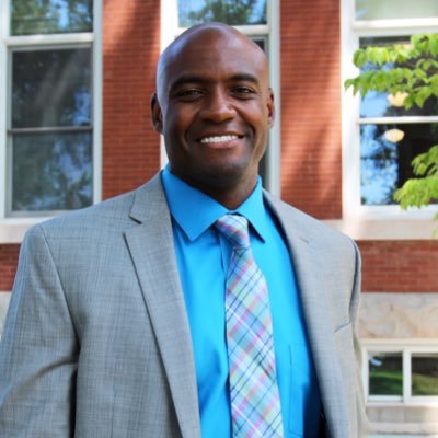 Profile Photo of Rodney Lewis, Ed.D. (@rodneyslewis) on Twitter