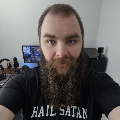 Profile Picture of Andrew Royal (@chickenroyal) on Twitter