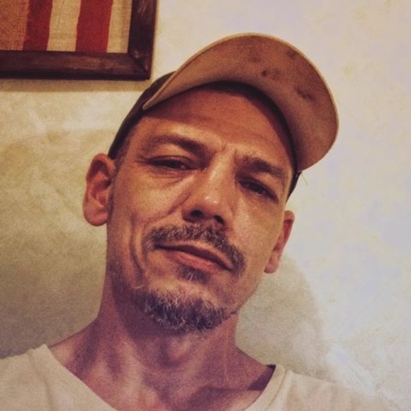 Profile Picture of Jim Thomas (@jimthomas725) on Poshmark
