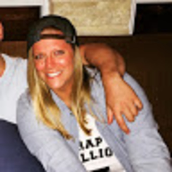 Profile Picture of Meaghan Fox (@foxy4647) on Poshmark