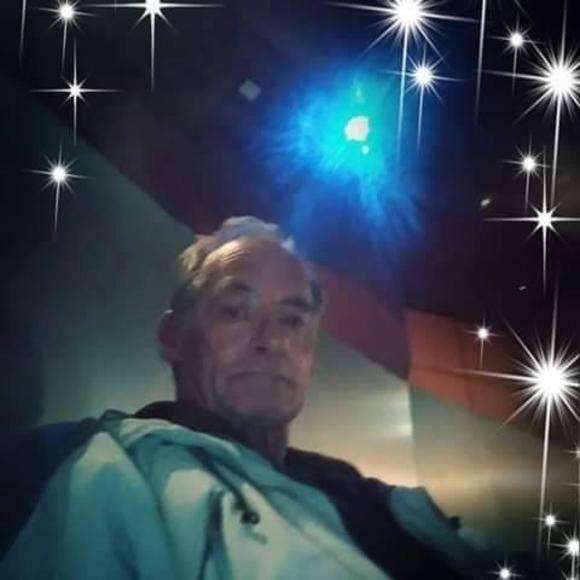 Profile Picture of Paul Waters (@paulwaters800) on Poshmark