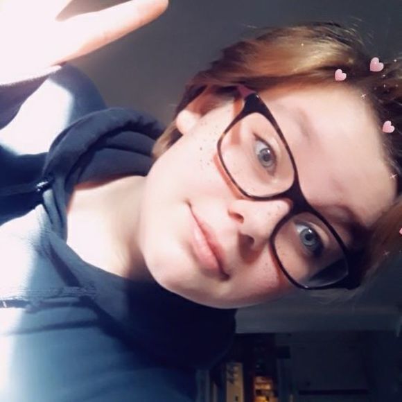 Profile Picture of Isabella Roberts (@jeanroberts0) on Poshmark