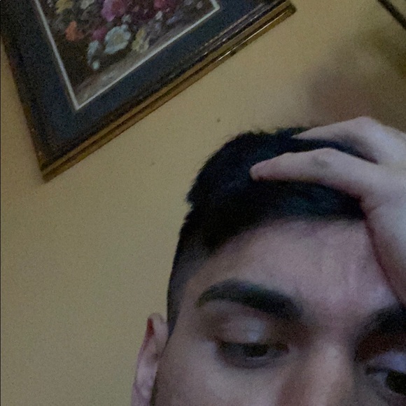 Profile Picture of Cristian Luna (@cristianluna27) on Poshmark