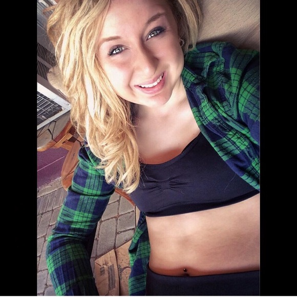 Profile Picture of Erika Pfaff (@erikapfaff3) on Poshmark