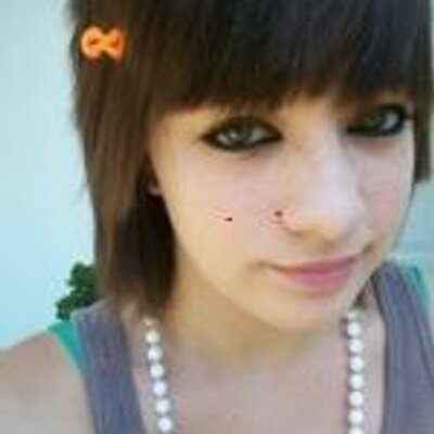 Profile Picture of Carolyn Andrews (@CimoTelo) on Twitter
