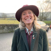 Profile Picture of Lisa Sinclair (@lisasinclair6628) on Youtube