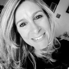 Profile Picture of Rhonda McCall (@RhondaMcCall19) on Twitter