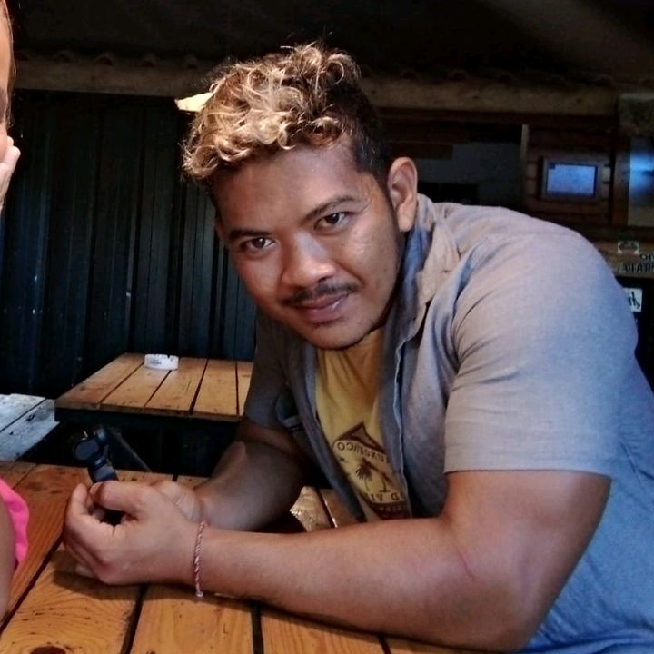 Profile Picture of wayne menor (@waynemenor) on Tiktok