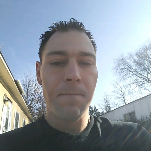 Profile Picture of Ryan Keller (@newports123) on Poshmark