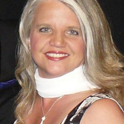 Profile Picture of Wendy Ward (@wendyjeanward) on Twitter