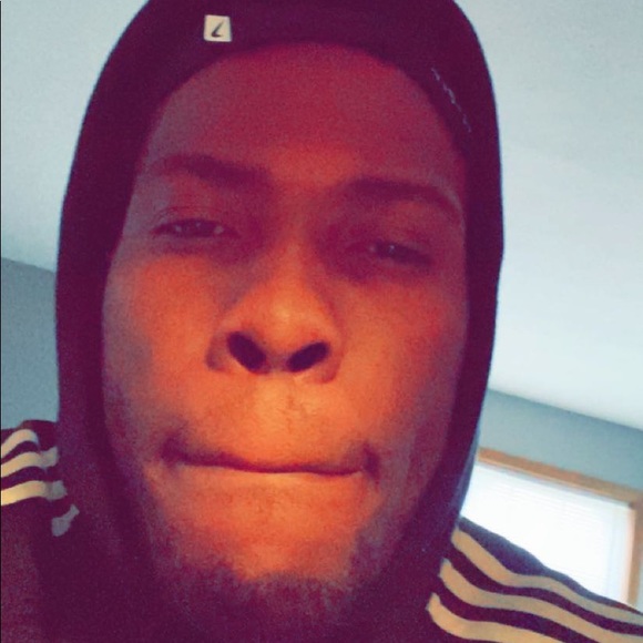 Profile Picture of Joseph Wagner (@trewagner3) on Poshmark